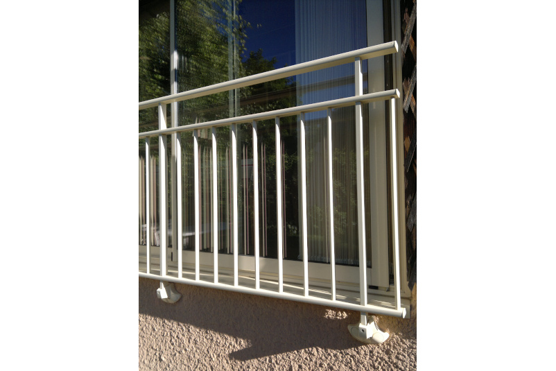 garde corps balcon barreaudage vertical Vichy