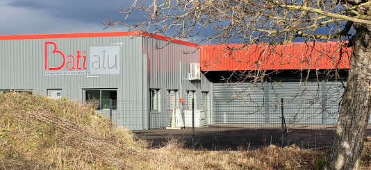 artisation installateur portail et porte de garage Riom