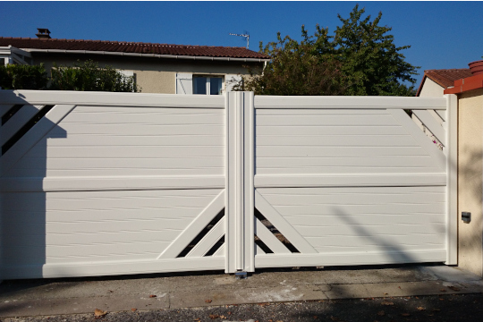 fabricant portail 2 vantaux ajoures