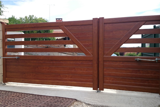 portail 2 vantaux asymetriques riom