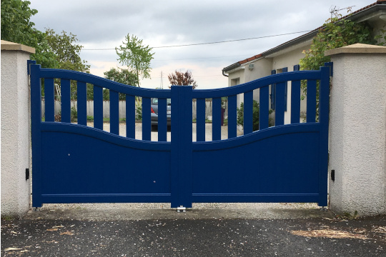 fabricnt portail 2 vantaux cintré Bellerive