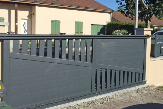 portail coulissant mixte décalé