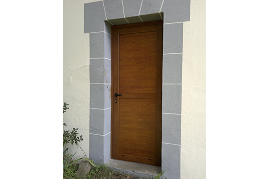 Porte d'entrée pleine ton bois Riom