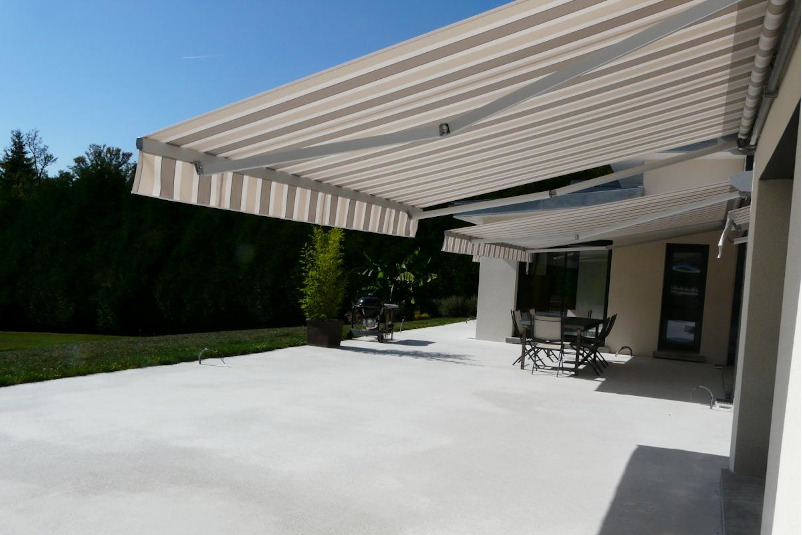 Fabricant Store banne sur mesure Vichy Riom clermont-Ferrand