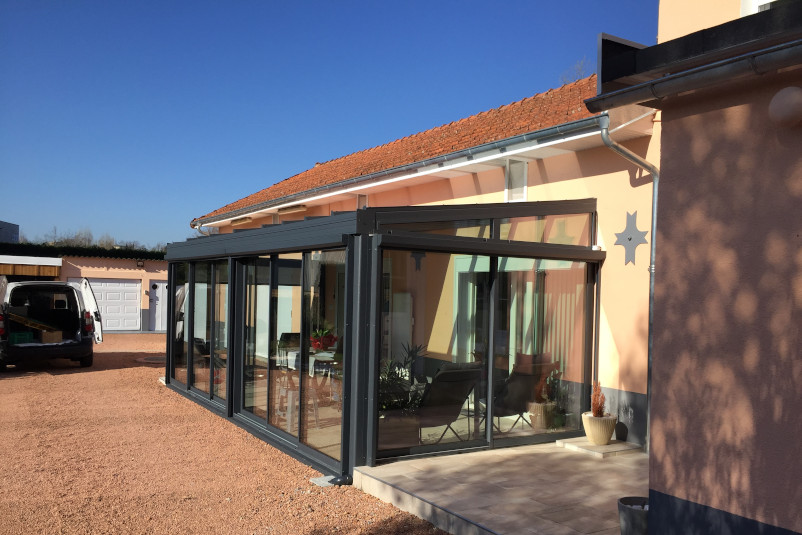 Véranda avec toit en pente - Vichy Cusset
