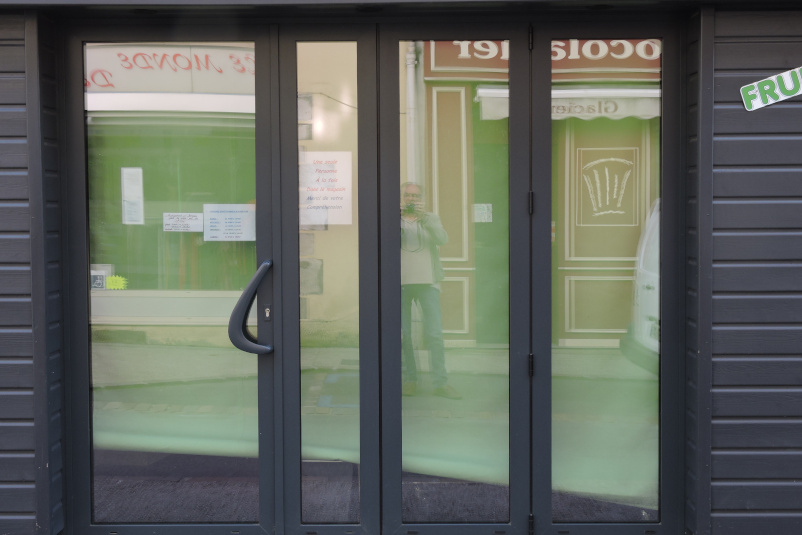 vitrine 4 vantaux assymetriques pliants Vichy