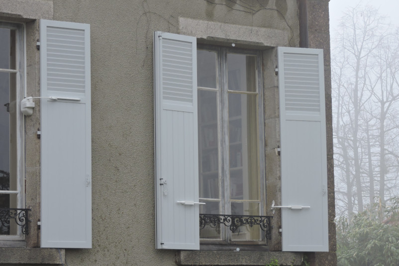 Volets battants motorisés avec bloctoy Gannat Allier