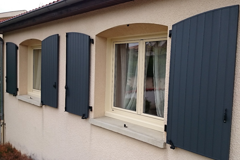 fabricant Volets battants aluminium cintrés Cusset Allier